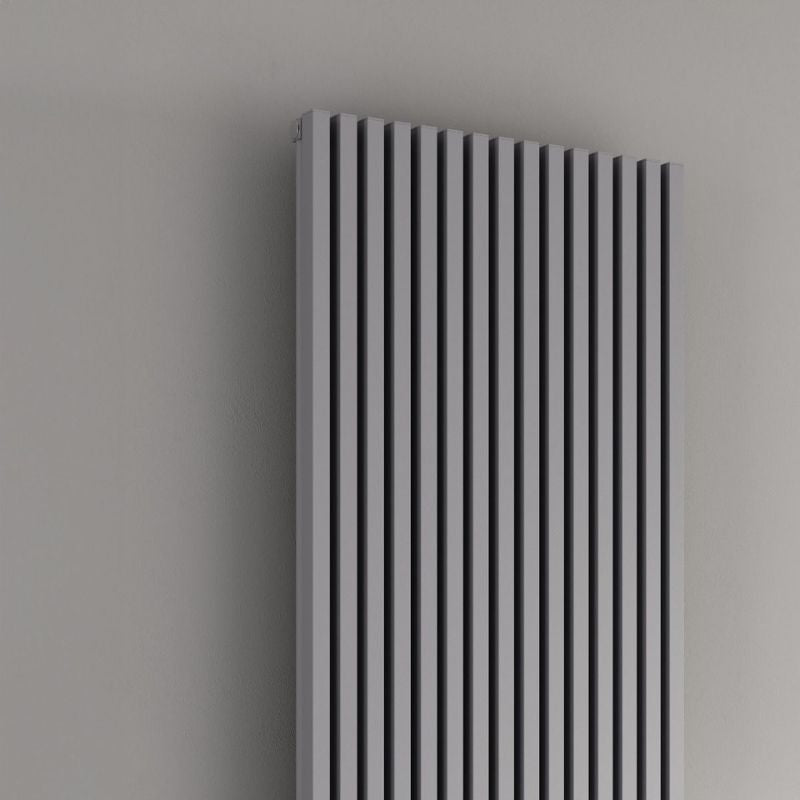 Reina Albano Aluminium Vertical Radiator