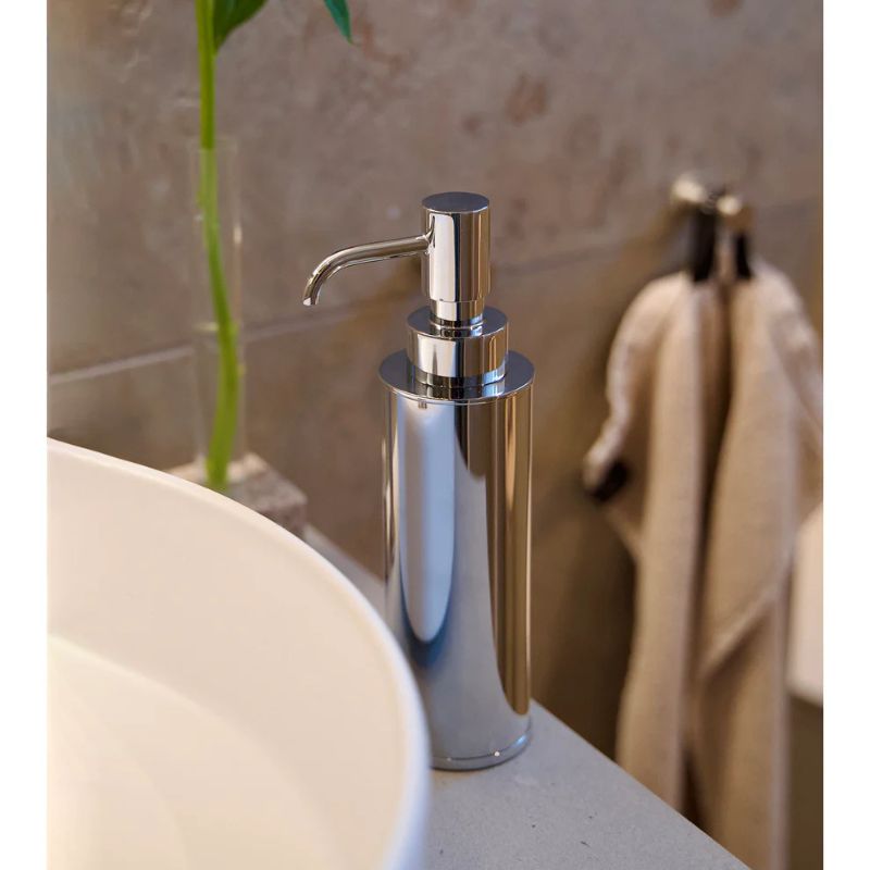 Smedbo OUTLINE Freestanding Soap Dispenser In Polished Chrome