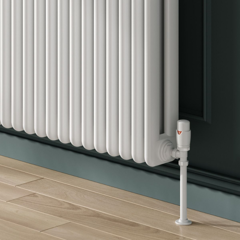 Reina Hedingham Horizontal Mild Steel Radiator