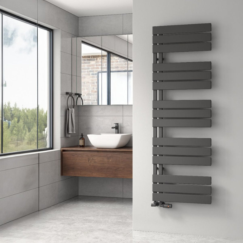 Rein Vada Vertical Aluminium Towel Rail