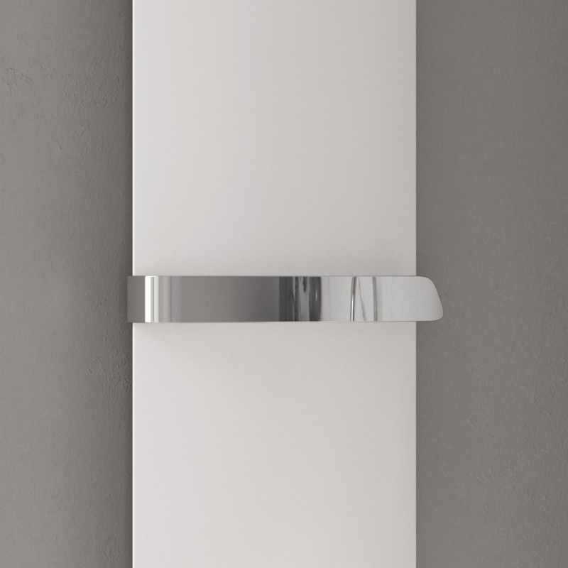 Reina Picoli Vertical Flat Panel Aluminium Radiator