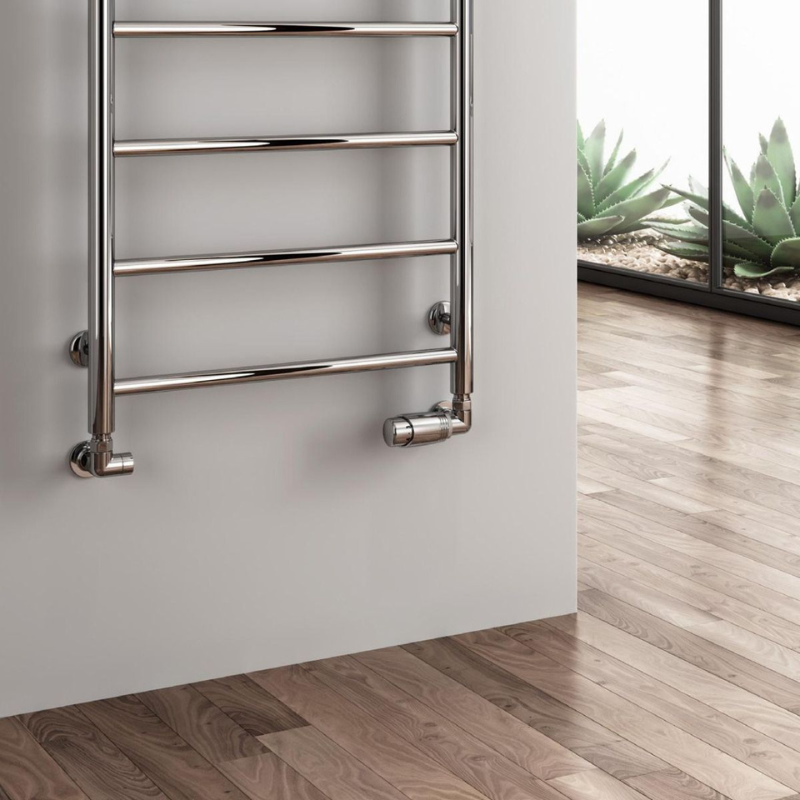 Reina Savio Stainless Steel Heated Towel Rail